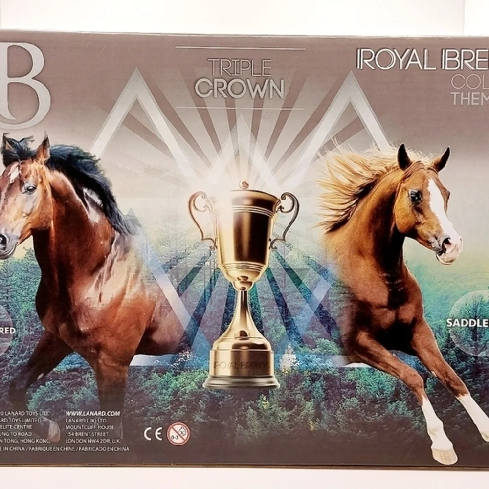 Lanard Royal Breeds Thoroughbred Horse Figure Triple Crown Trophy Set NIB